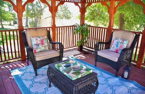 Orlovista Villa | Banana Leaf Villa-Island Groove-Standard Suite