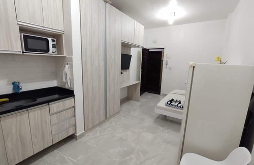 Curitiba Financial District Apartment | Kitchenette Aconchegante no Centro de Curitiba. Ótimo Custo-benefício!