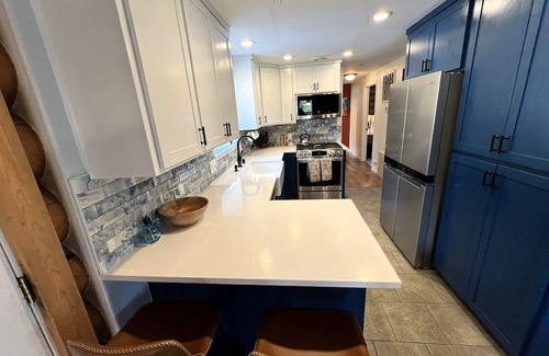 Bella Vista Cabin | Beautiful Log Cabin, Close to Redding & Shasta - Shasta Lakeshore Retreat #17