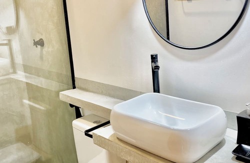 Tucuns House | Charmosa Casa, Recém Construída, Localizada Entre mar e uma Reserva Florestal