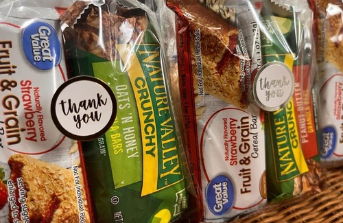 Grove Hill Cabin | Quiet Lodge, with FREE WIFI and FREE BREAKFAST. Pet friendly!