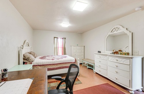 Archer House | Quaint Archer Farmhouse: Peaceful & Quiet Setting!