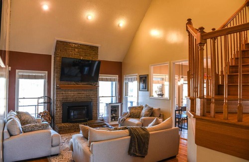 Vass House | US Open 4 Bed 4 Bath in Gated Golf Community