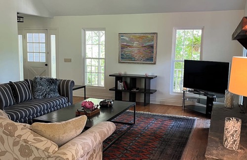 Aiken Other | Adorable Aiken Farmhouse close to horse events and Old Barnwell Golf Club.