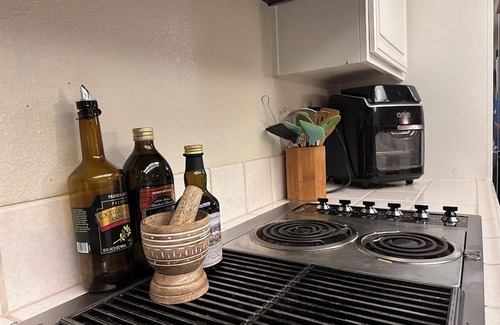 El Sobrante House | Home nestled in the Richmond/El Sobrante hills of the East Bay.