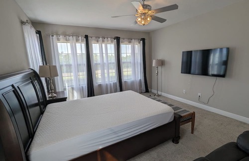 Balm House | Cozy 4 beds / 3 bathrooms house