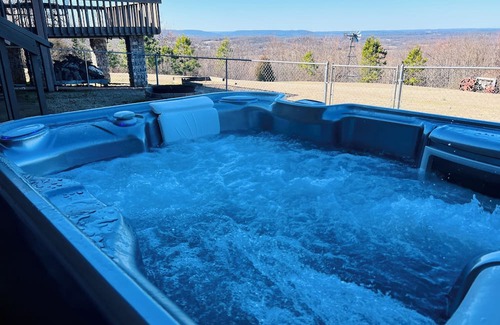 Salado House | Scenic Vista Pointe - Family-sized home close to attractions/events yet peaceful