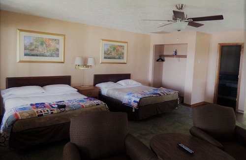 Golconda House | Studio w/ Full Kitchen - Peaceful Place in the Shawnee