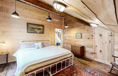 South Bristol House | Tranquil Riverfront Homes with Rustic Charm and Modern Comforts