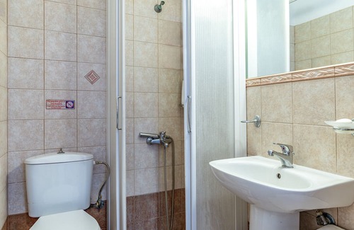 Agios Ioannis House | Holiday Home 'Aegean'stop View' with Sea View, Private Garden and Wi-Fi