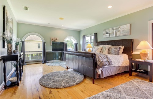 Theodore House | Waterfront Vacation Rental: 9 Mi to Dauphin Island