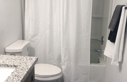 LaPlace House | Newly renovated 3bdrm/2bth townhome located in LaPlace, Louisiana.