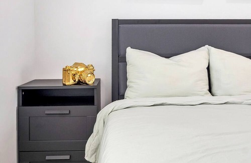 Artesia House | 3 Bedroom Corporate Suite in Artesia Central LA