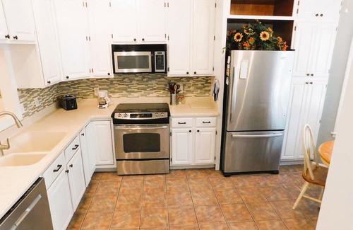 Port Royal Landing House | Waterfront Living - Just 3 Miles From Parris Island! 3 BR/2 Bathrooms, Sleeps 6