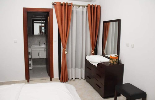 Marcory Apartment | Appartement Meuble 3 Pièces Etage1 Groupe Électrogène et Parking