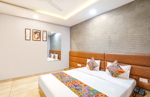 Bhopal Hotel | Fabhotel The Lake Bourbon