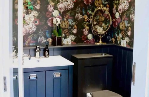 Cullercoats Cottage | Fabulous Cozy Sea Front Cottage