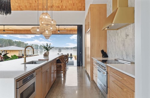 Eatonton House | Elegant Lakefront Home with Pool & Hot Tub