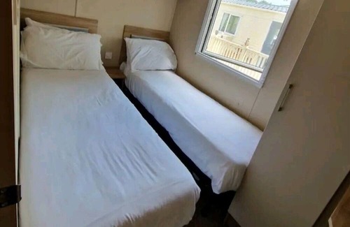 Rookley Cabin | Lovely 3-Bed home in rookley on the Isle of wight