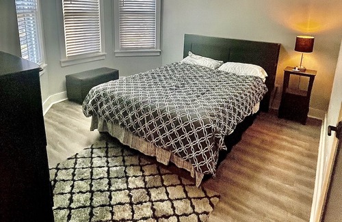 Bellevue House | Modern Victorian in Bellevue !