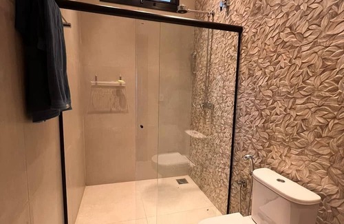 Delfinopolis Cottage | Comfortable house with swimming pool overlooking the dam.