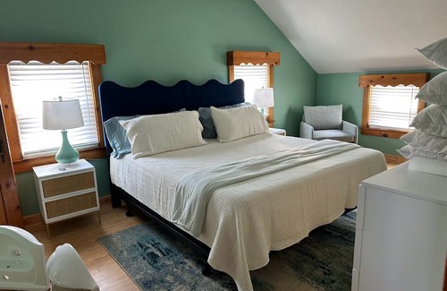 Cape May Court House House | Updated and Perfect Location Large family home Close to beaches ,golf courses