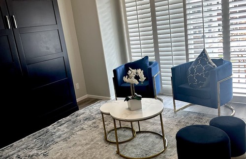 La Playa Condo | Coastal Yacht Club Elegance -book 30 days-pet friendly /fitness center/pool