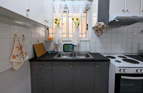 Molos-Agios Konstantinos Apartment | Central Apartment in Agios Konstantinos