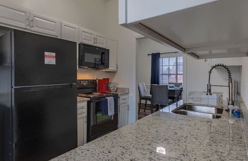 Ellendale House | Bohemian Vibes: Work & Relax Retreat (B)