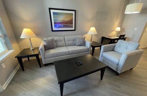 Polaris Apartment | HOT Spot! Polaris! Great for interns and business travelers!