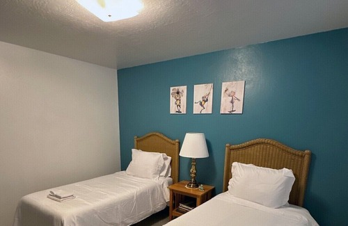 Covell Park House | Tomodachi House