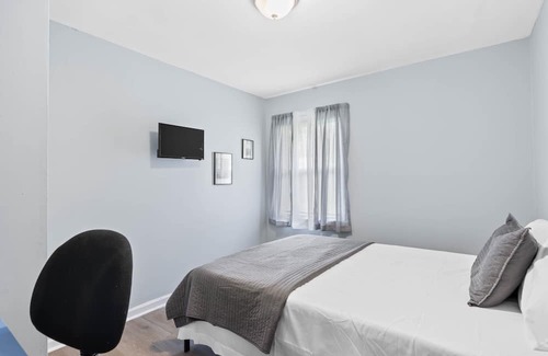 Fuquay-Varina House | Cozy Ranch Minutes from Downtown Raleigh w/Rentals cars.