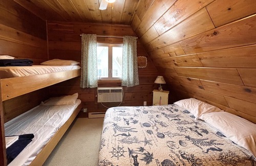 Stevensville House | Chalet on the Lake 100 w/ Beach Access, Pools, Sport Courts, Fishing Pond & more!