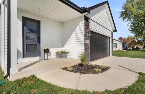 Enchanted Hills House | Like new 4 bedroom 2.5 bath home with boat slip on Lake Wawasee, IN. Sleeps 11+