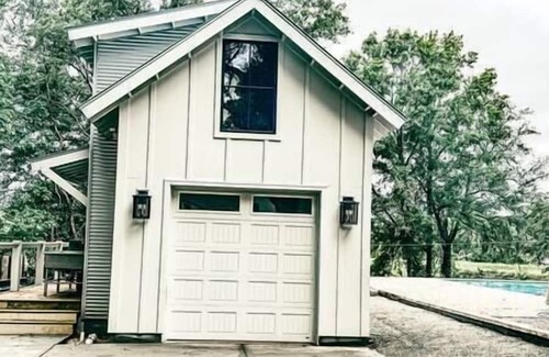 Hanahan House | Pool House on a tidal creek