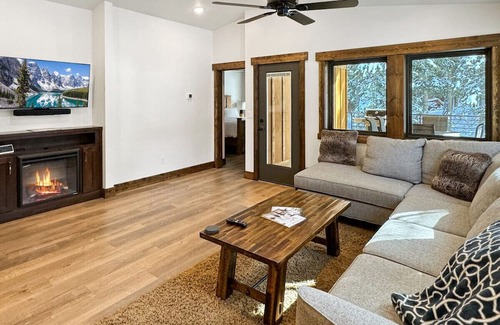 Tamarack Resort Cabin | Cabin close to Tamarack Resort