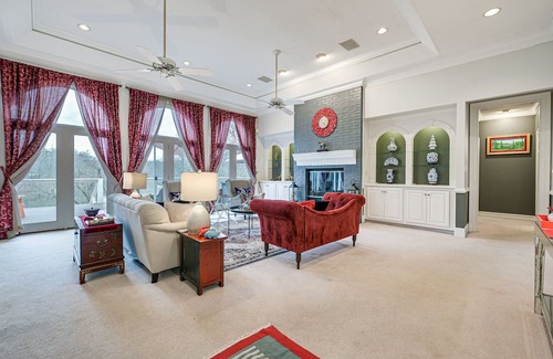 Sharpsburg Villa | Luxury Lakefront Vacation Villa ~ 29 Mi to Atlanta