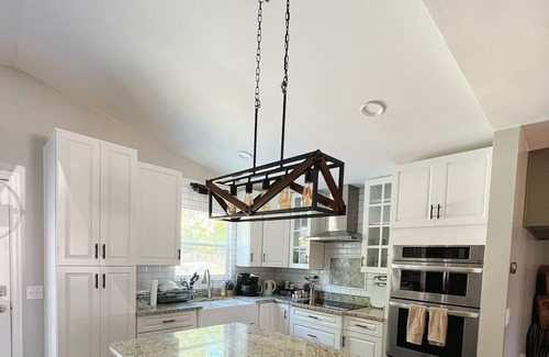 Gotha House | Modern, Quaint Home -Orlando-Historic Gotha, FL 15 mins from theme parks! ❤️