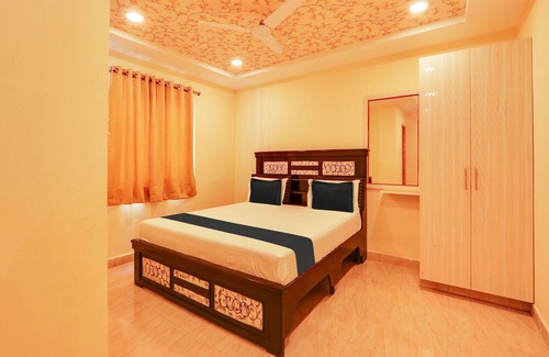 Warangal Hotel | OYO Flagship Hotel Bommarillu