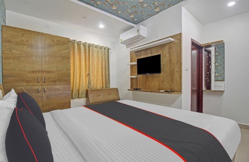 Warangal Hotel | Super OYO Collection O Vinayaka Luxury