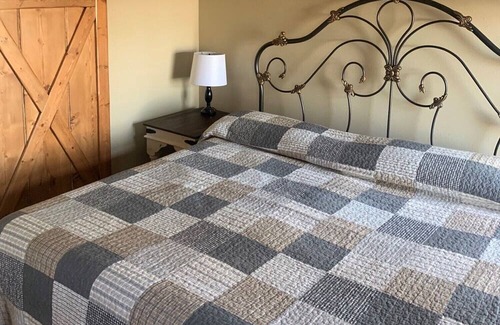 Oakland Cabin | Million Dollar View of Bull Shoals Lake