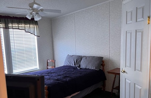 Centerville House | 40+ acres 3 miles from Petit Jean State Park, perfect site to see the eclipse!