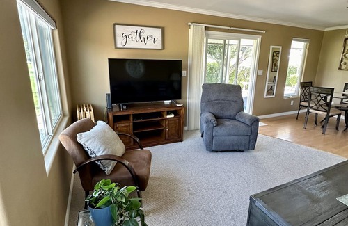 Thousand Palms House | Comfortable home on golf course