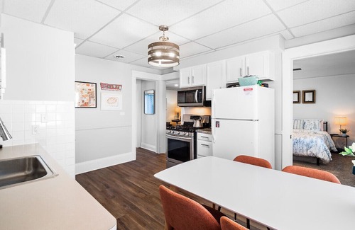 Wickliffe House | Updated 2BR + Office Near Downtown and Clinic