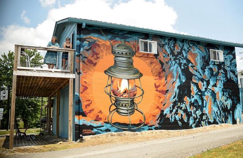 Tracy City House | Goat Pen Hostel - Gizzard South