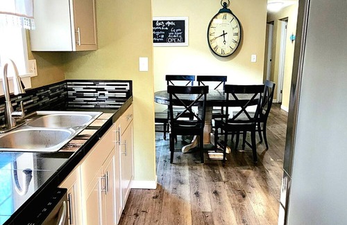 Fort Collins House | Updated house across the street from New Belgium!