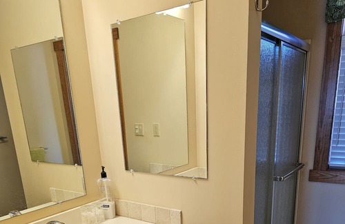 Cedar Grove Cottage | Cottage on the Lake