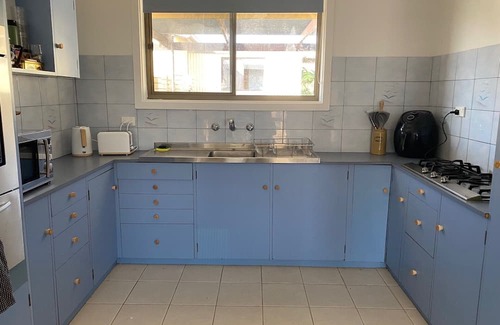 Warrow House | Original shack at Farm Beach Eyre Peninsula