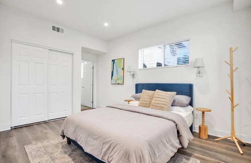 Historic Filipinotown House | Newly built luxury condo near Downtown&Hollywood