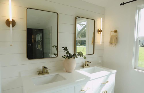 Jayhawk House | Romantic Ranch Getaway: Love & Adventure Await